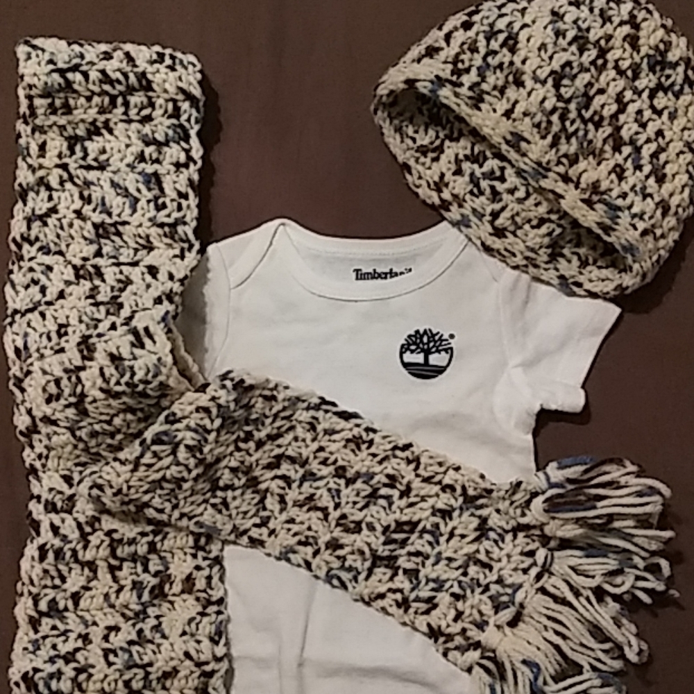 Handmade crochet scarf & beanie